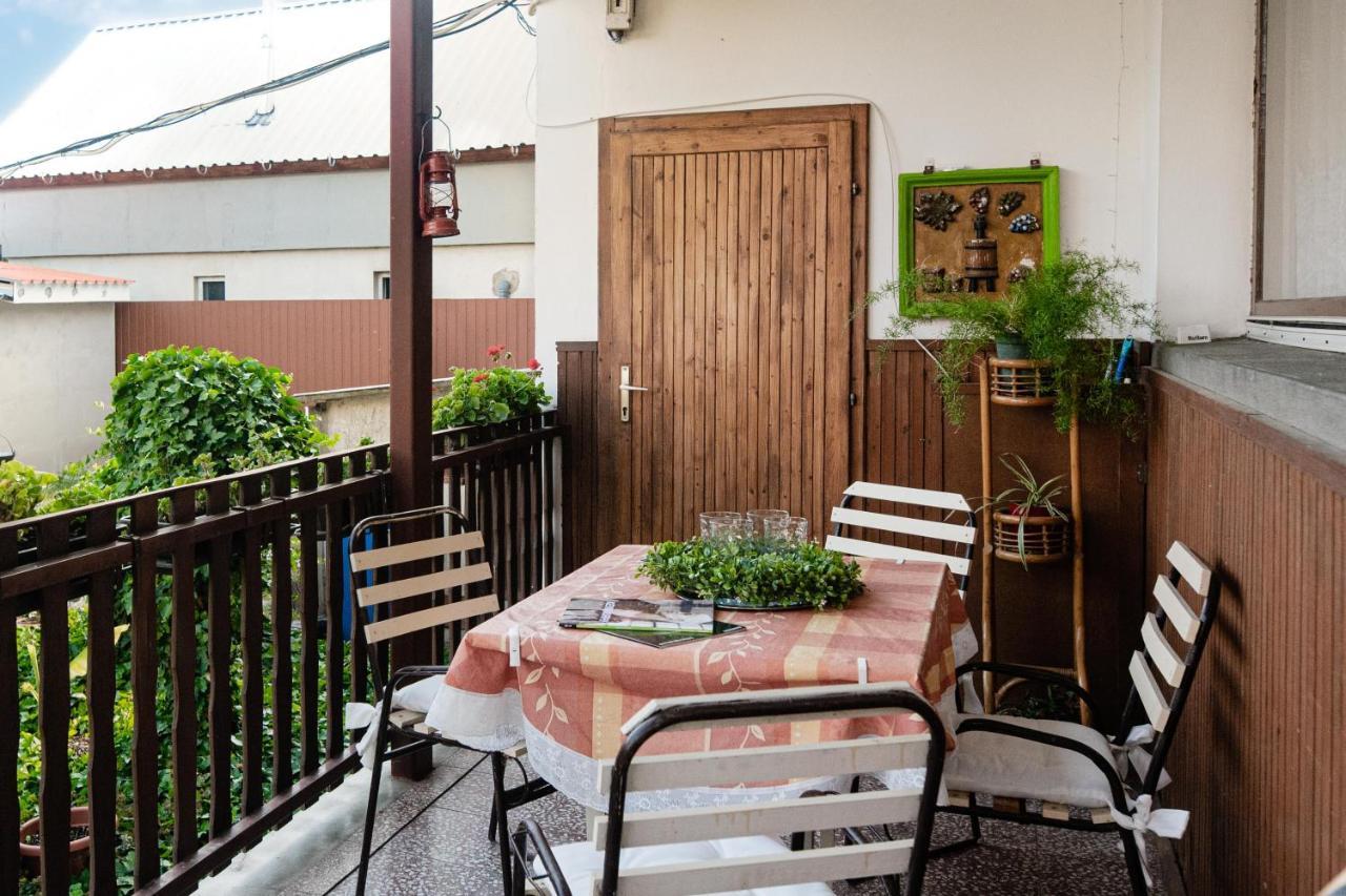 Vadkacsa Apartmanhaz Medencevel Zamardi Luaran gambar